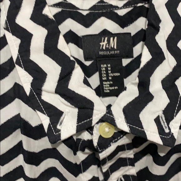 Hm button down shirt - Picture 2 of 2